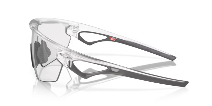 Oakley Sphaera – Matte Clear / Photochromic