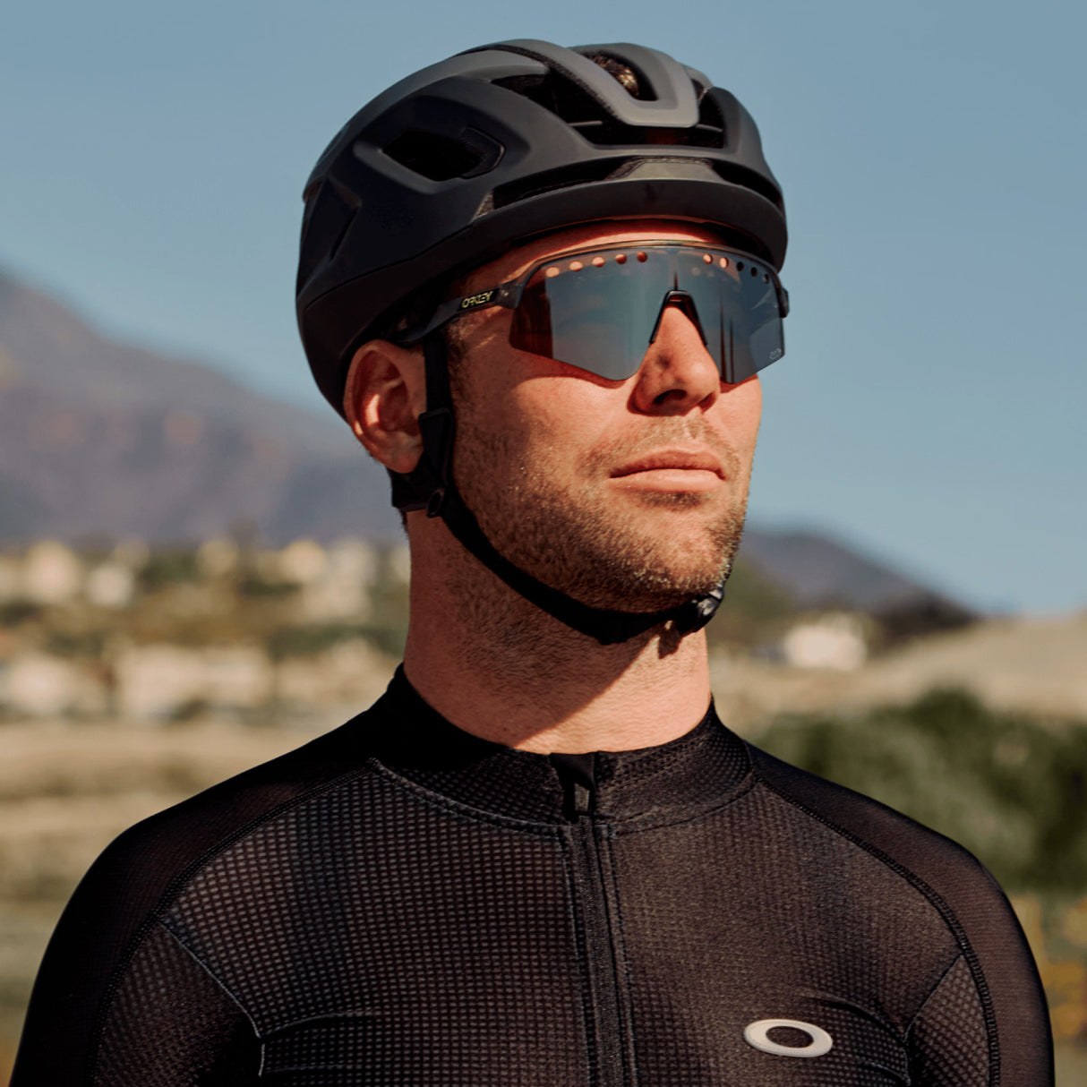Oakley Sutro Lite Sweep Tour de France™ – Matte Grey Ink / Prizm Road Black